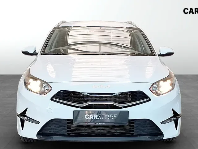 Kia Ceed Sw 2022 photo 4