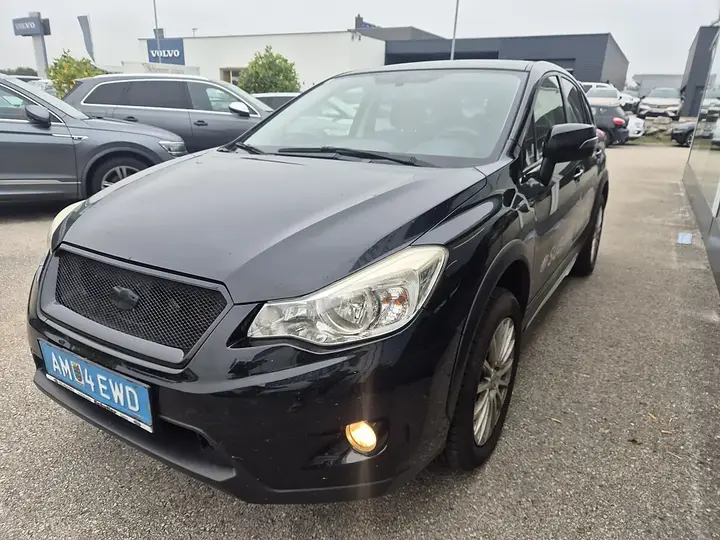 Subaru Xv 2014 photo 2