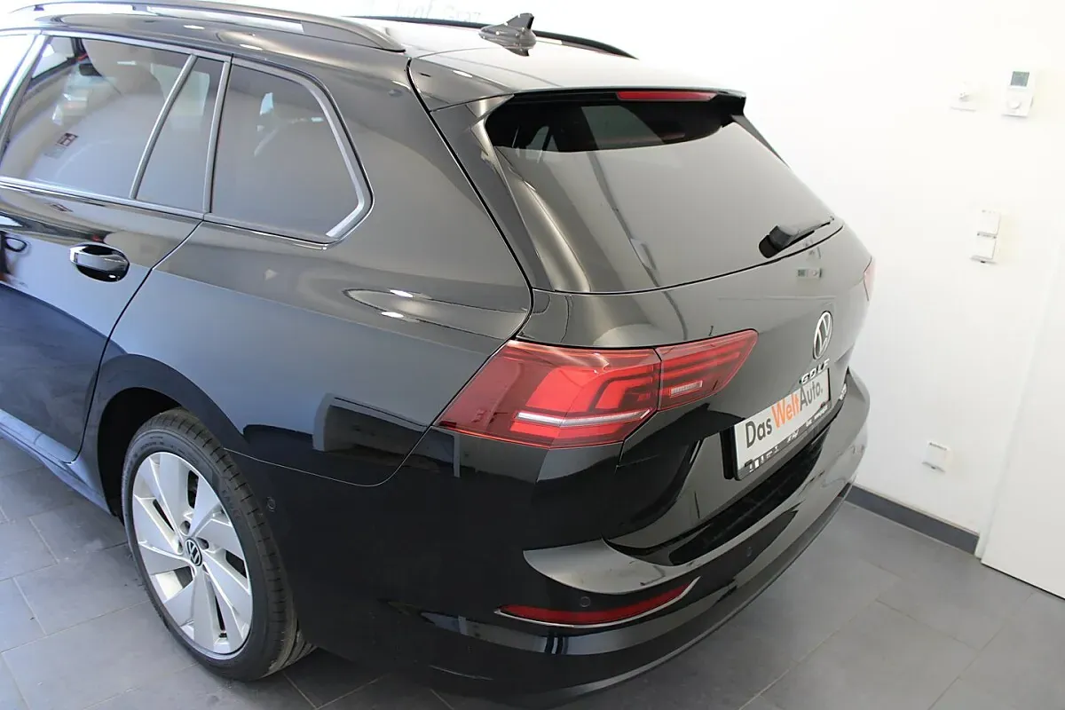 Volkswagen Golf 2026 photo 3