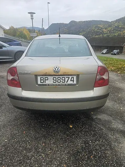 Volkswagen Passat 2005 photo 5