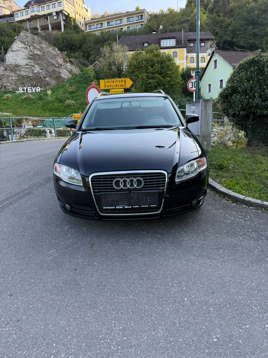 Audi A4 2007 photo 2