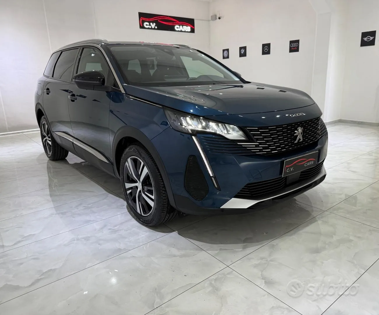Peugeot 5008 2022 photo 2