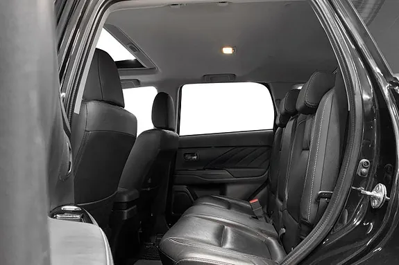 Mitsubishi Outlander 2016 photo 4