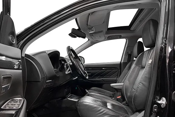 Mitsubishi Outlander 2016 photo 3