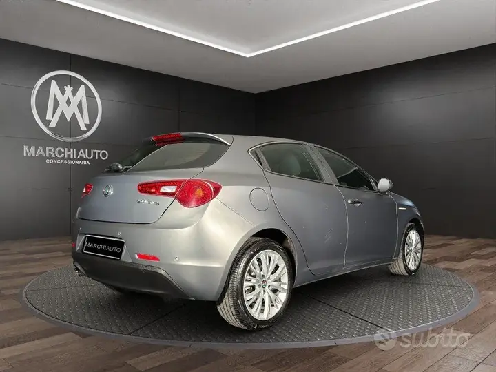 Alfa Romeo Giulietta 2016 photo 5
