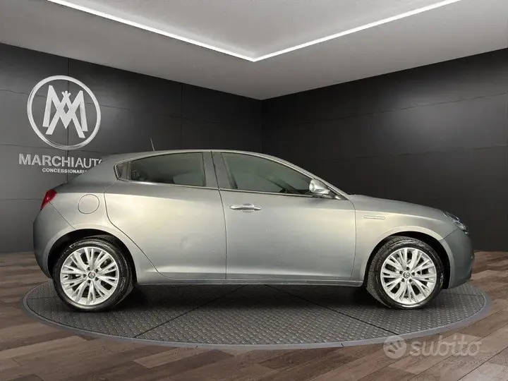 Alfa Romeo Giulietta 2016 photo 4