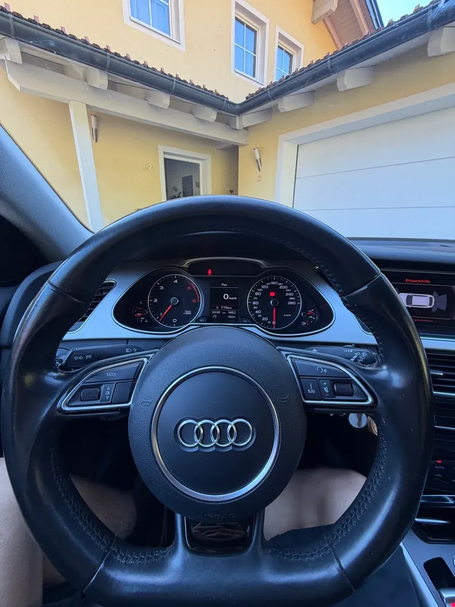 Audi A4 2015 photo 3