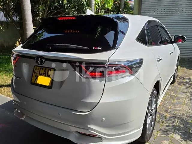 Toyota Harrier 2014 photo 3