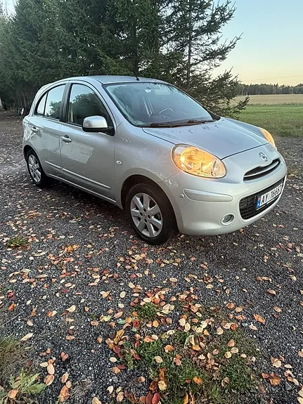Nissan Micra 2011 photo 3