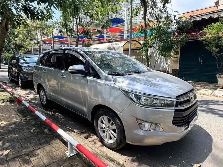 Toyota Innova 2017 photo 5