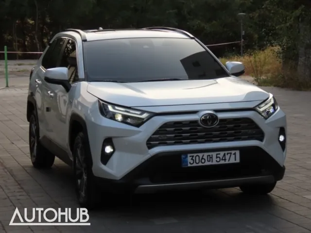 Toyota Rav4 2025 photo 2