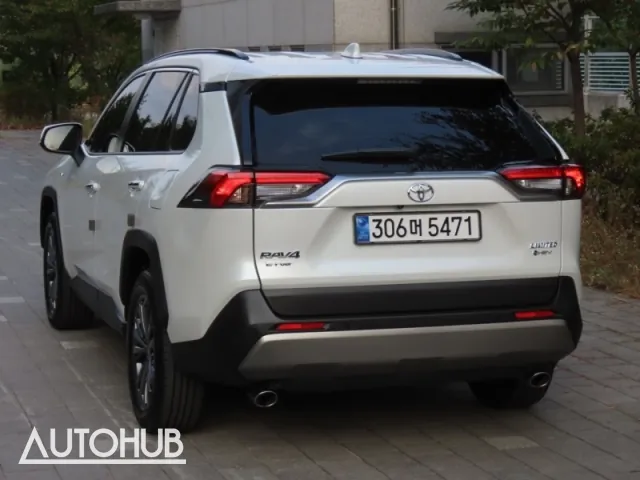 Toyota Rav4 2025 photo 4