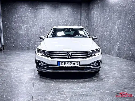 Volkswagen Passat Alltrack 2020 photo 2