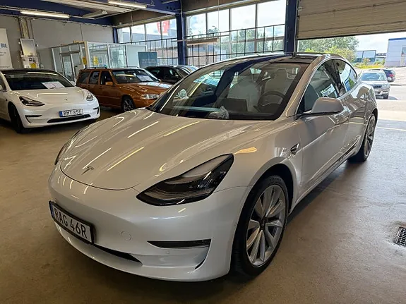 Tesla Model 3 2020 photo 2
