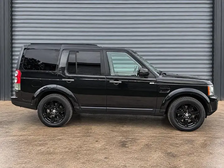 Land Rover Discovery 4 2012 photo 2