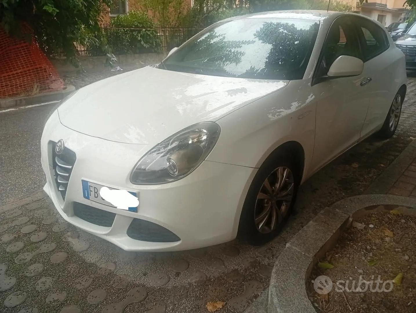 Alfa Romeo Giulietta 2015 photo 2