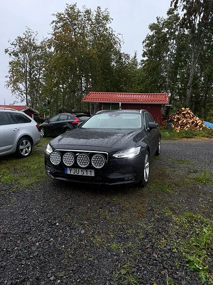 Volvo V90