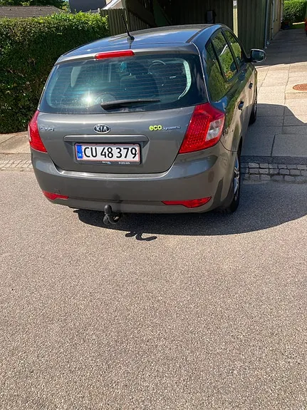 Kia Ceed 2011 photo 4