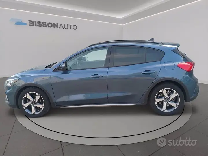 Ford Focus 2020 photo 2