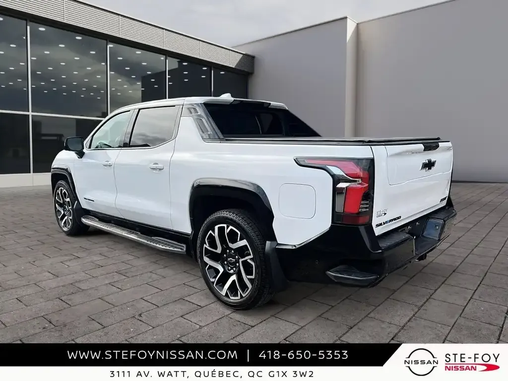 Chevrolet Silverado Ev 2024 photo 4
