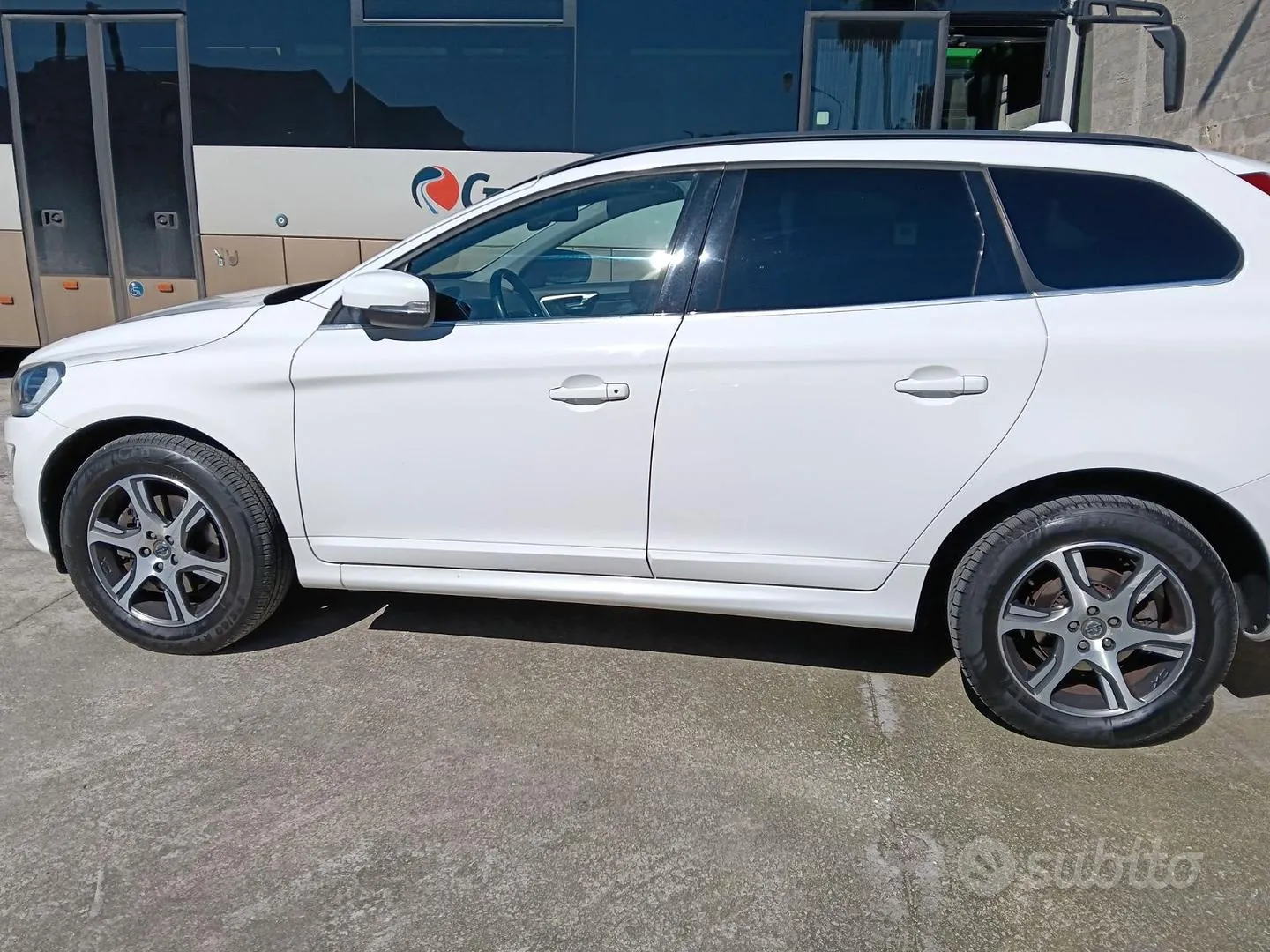 Volvo Xc60 2014 photo 2
