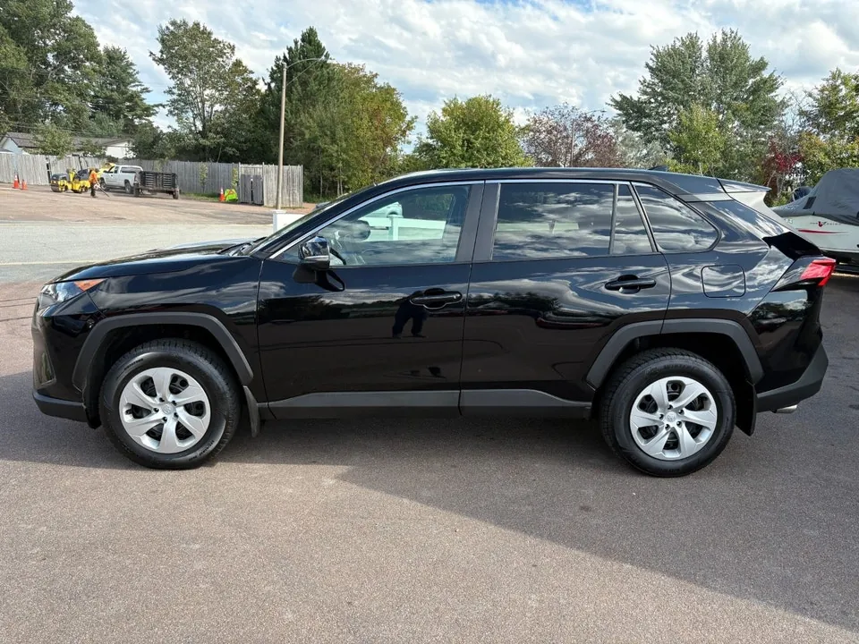 Toyota Rav4 2022 photo 4
