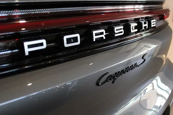 Porsche Cayenne S 2025 photo 5