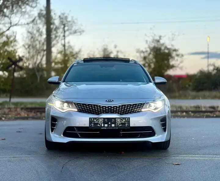 Kia Optima 2017 photo 2