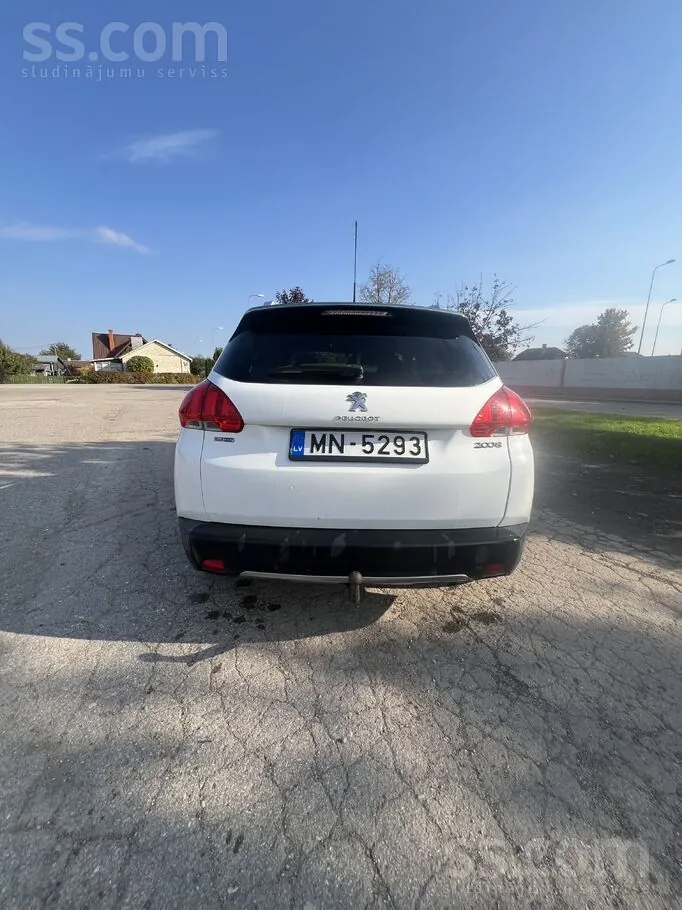 Peugeot 2008 2015 photo 3