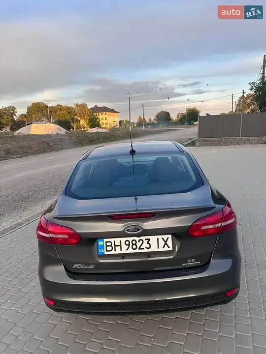 Ford Focus 2016 photo 3