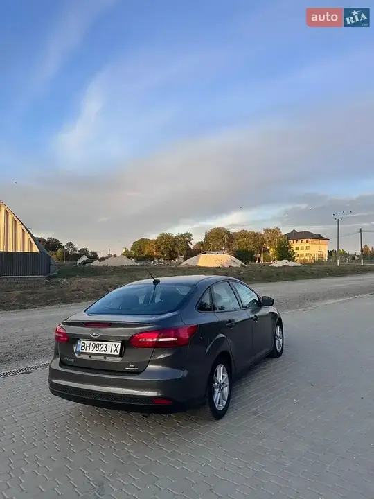 Ford Focus 2016 photo 2