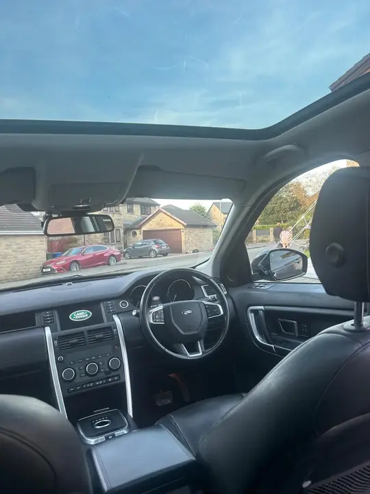 Land Rover Discovery Sport 2016 photo 5