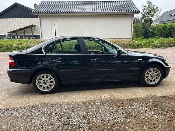 BMW 320I 2004 photo 4