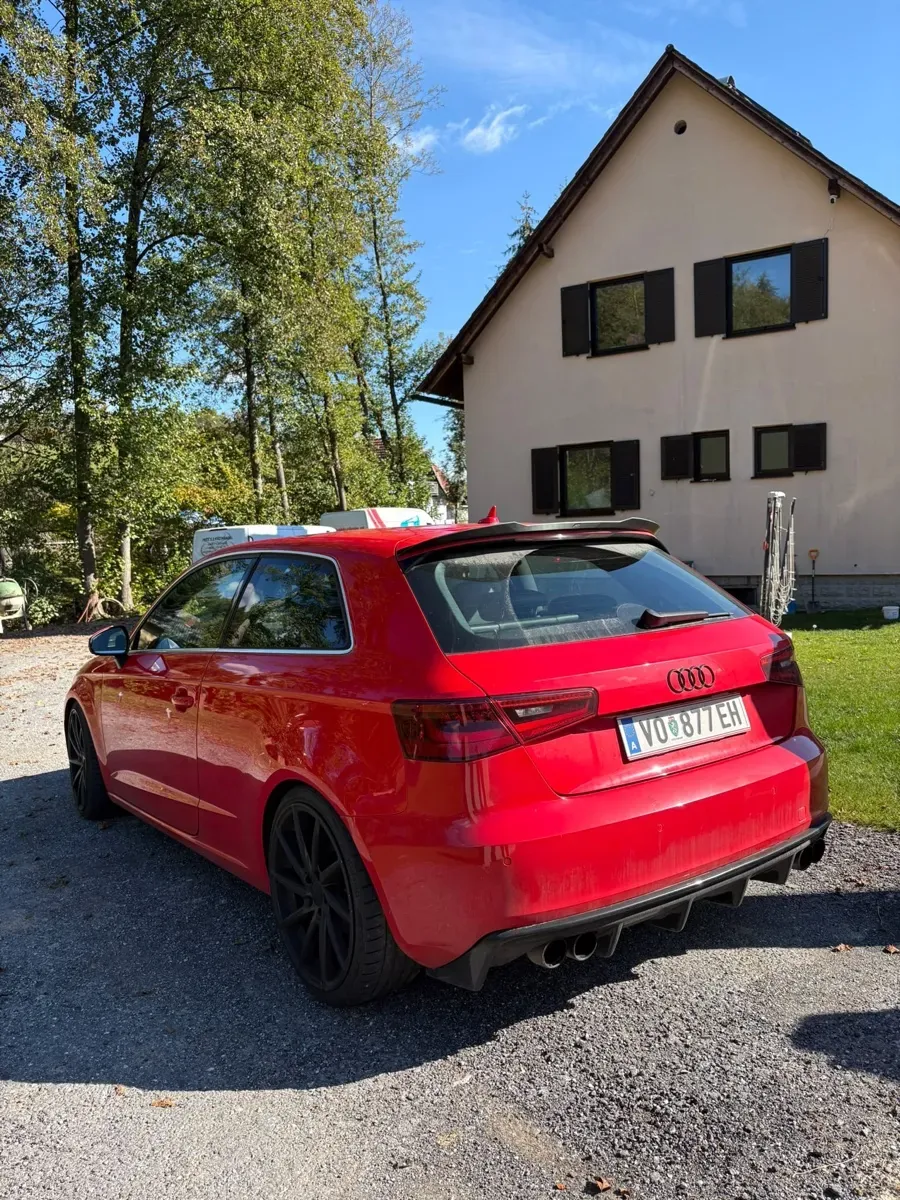 Audi A3 2012 photo 2