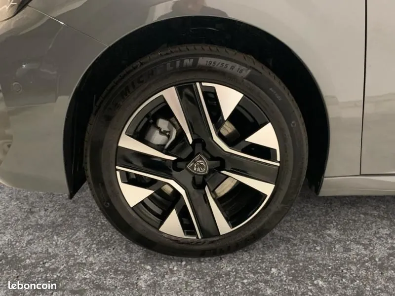 Peugeot 208 2026 photo 4