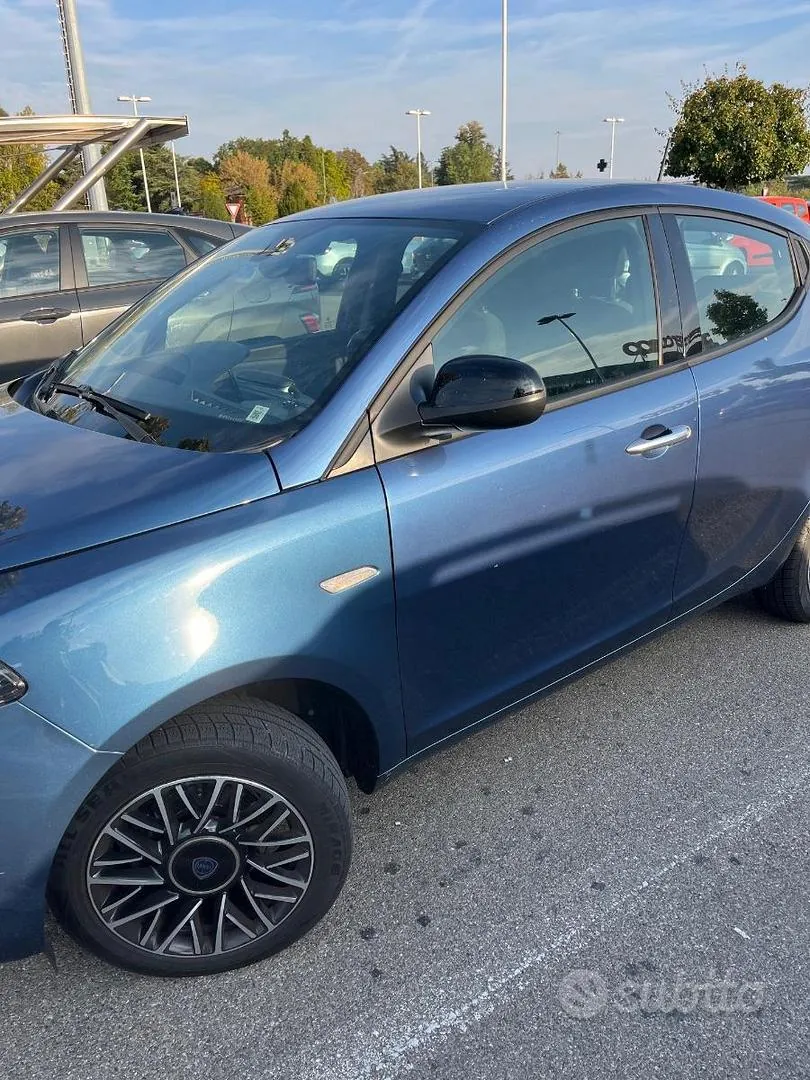 Lancia Ypsilon 2024 photo 3