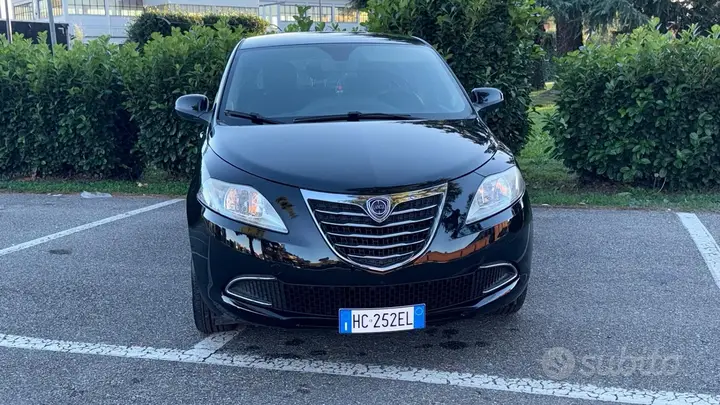 Lancia Ypsilon 2012 photo 5