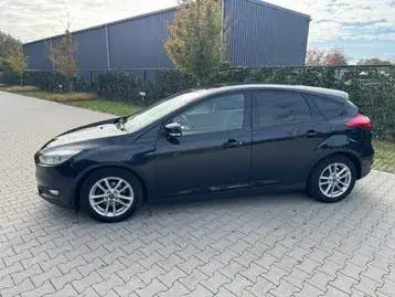 Ford Focus 2015 photo 2