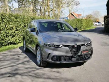 Alfa Romeo Tonale 2025 photo 3