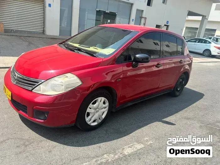 Nissan Tiida 2009 photo 5