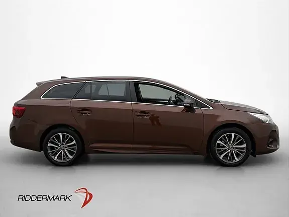 Toyota Avensis 2016 photo 4