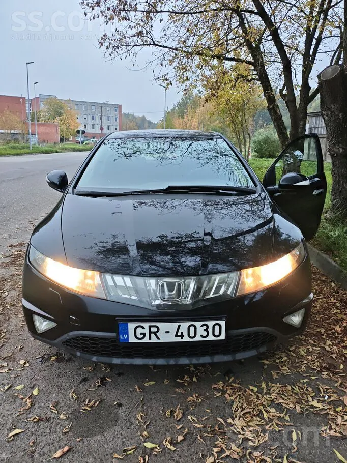 Honda Civic 2007 photo 2