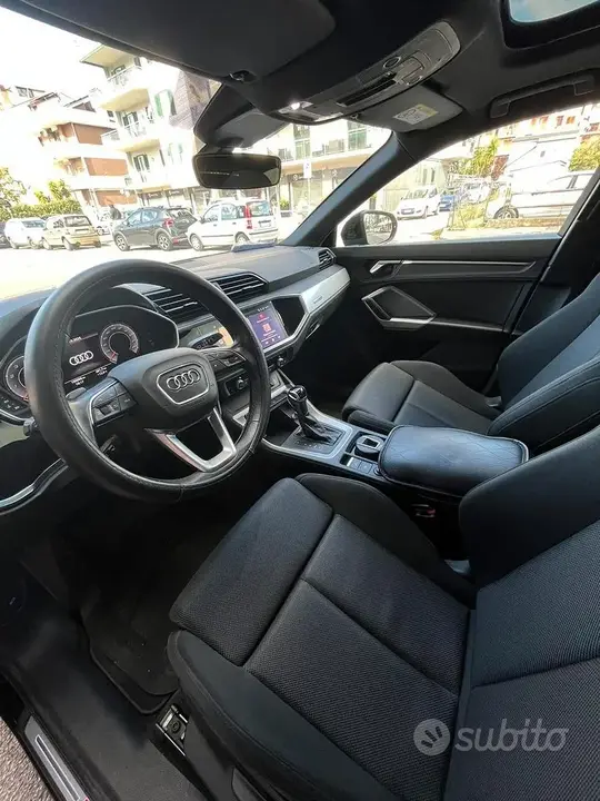 Audi Q3 2021 photo 2