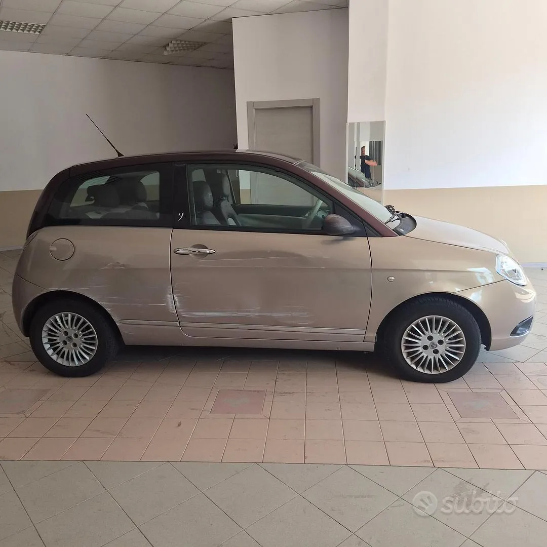Lancia Ypsilon 2008 photo 4