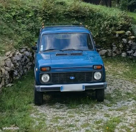 Lada Niva 2001 photo 2