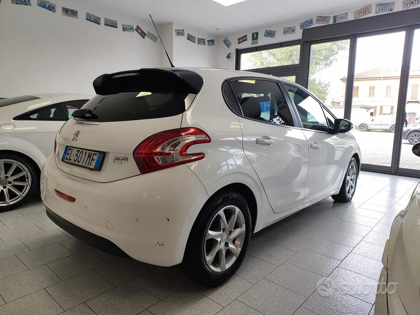 Peugeot 208 2012 photo 4