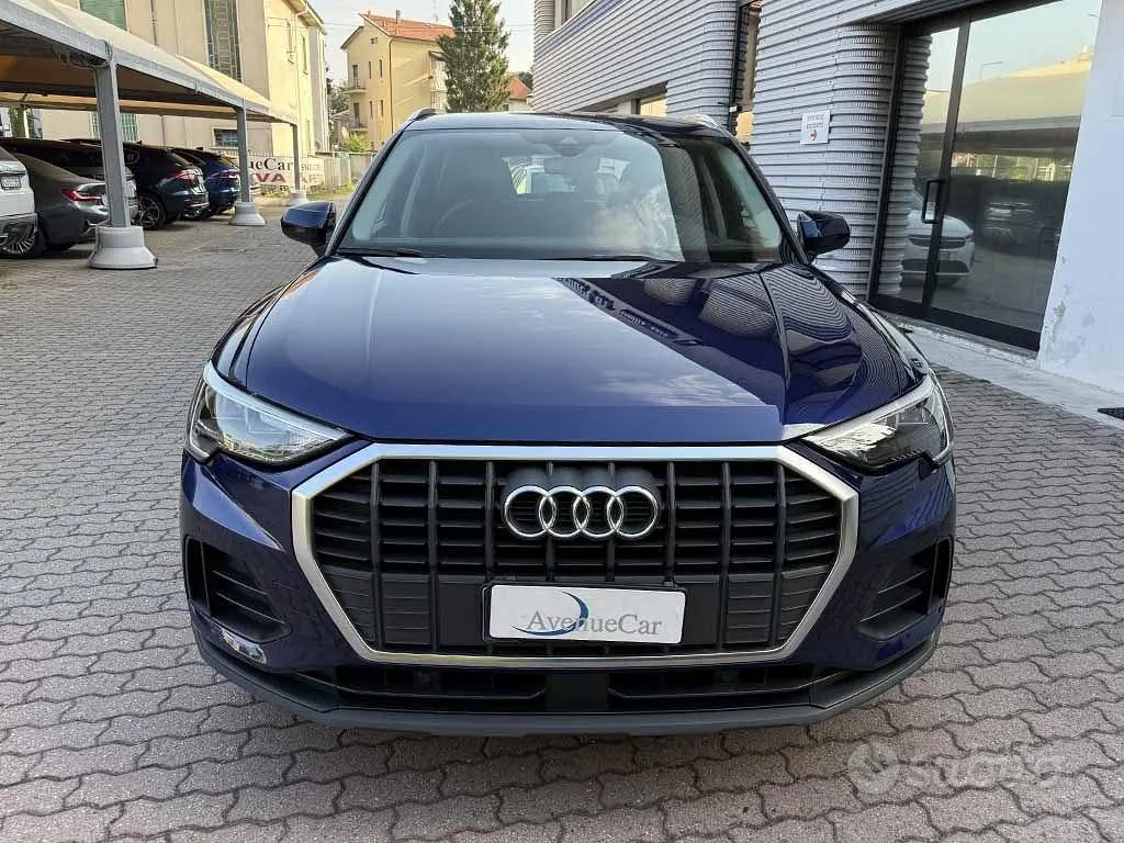 Audi Q3 2022 photo 2