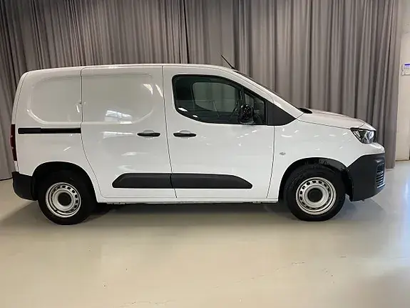 Peugeot Partner 2023 photo 2