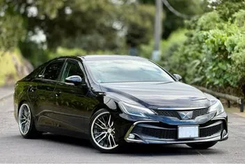 Toyota Mark X 2013 photo 2