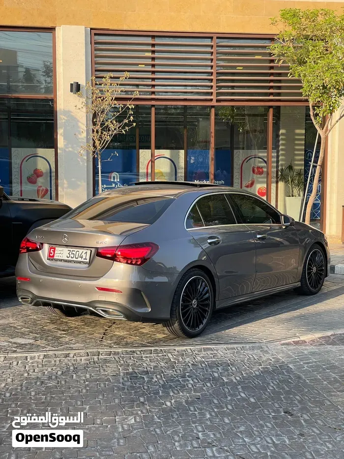 Mercedes-Benz A200